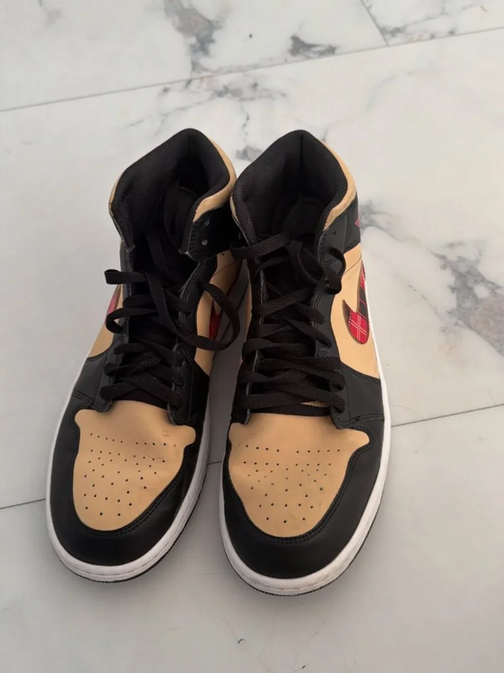 Jordan black sesame